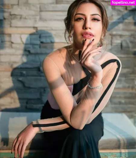 Surbhi Chandna OnlyFans Thumbnail #MgwIkjluZM