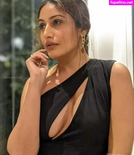 Surbhi Chandna OnlyFans Thumbnail #wJ0ZgTW20J