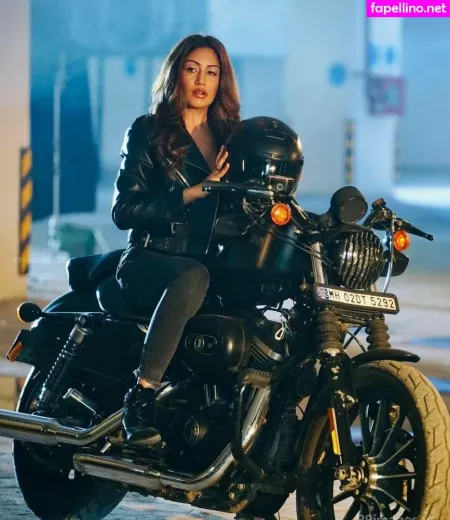 Surbhi Chandna OnlyFans Thumbnail #xhOfofy4S6