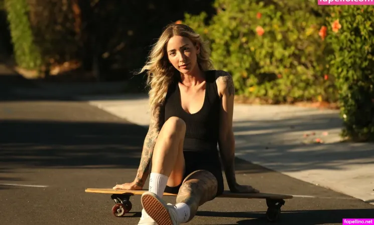 Surfwithclaire 14 OnlyFans Thumbnail #7Dnr8ImR0k
