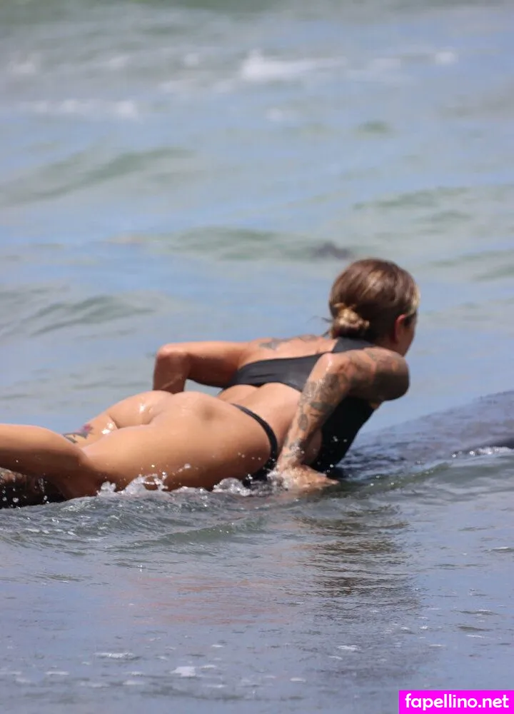 surfwithclaire Nude Leaked OnlyFans Photo #YJd6RintCg