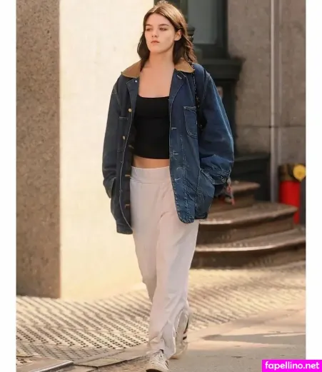 Suri Cruise OnlyFans Thumbnail #0RrFZwPE8F