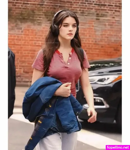 Suri Cruise OnlyFans Thumbnail #EHI8YgrNr8