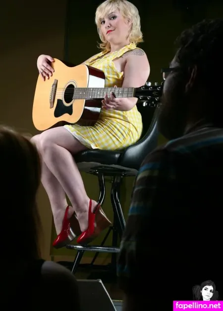 Suri Sg OnlyFans Thumbnail #2k6I44ckZ9