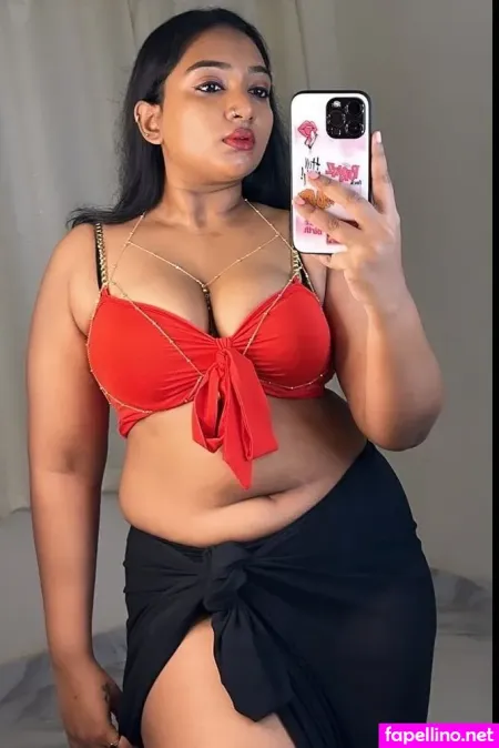 Suriyapraba Main Profile Photo