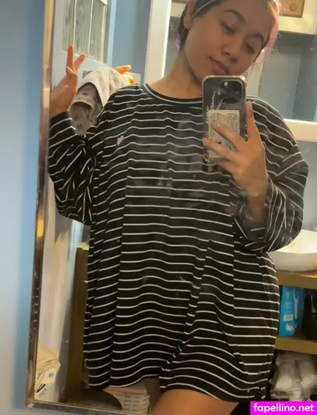 Surywhitee7 1 OnlyFans Thumbnail #2qvzgBNTjr