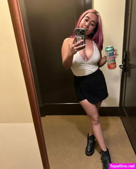 Surywhitee7 1 OnlyFans Thumbnail #BX6X8Su6sI