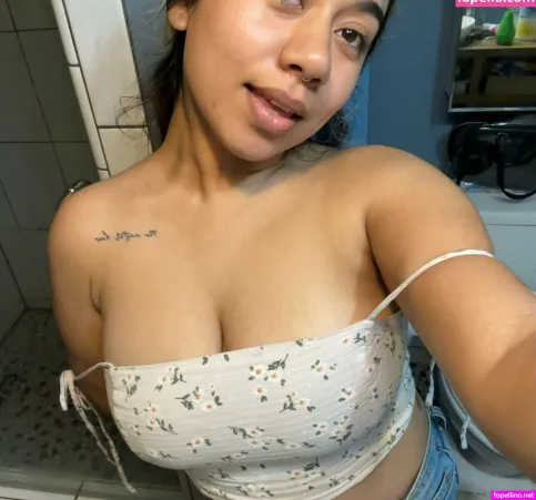 Surywhitee7 1 OnlyFans Thumbnail #FyjxeNJdCH