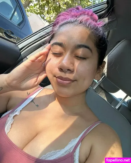 Surywhitee7 1 OnlyFans Thumbnail #OTMGpg8fIL