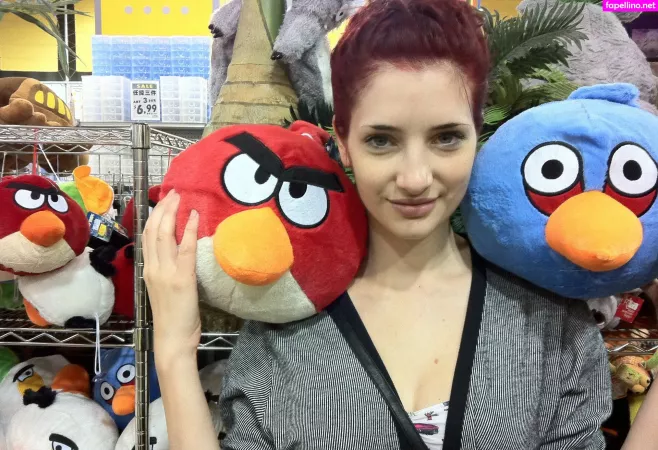 Susan Coffey OnlyFans Thumbnail #uSbfqsSsh1