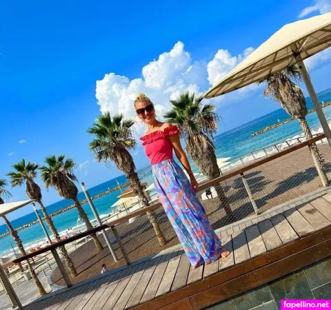 Susan Sideropoulos Main Profile Photo