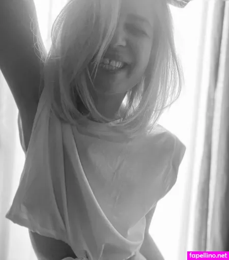 Susan Sideropoulos OnlyFans Thumbnail #s3md8bsGil