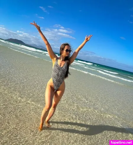 Susanna Barna OnlyFans Thumbnail #3XCPkzlroL