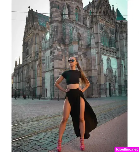 Susanna Barna OnlyFans Thumbnail #3bFjRc3Kvy