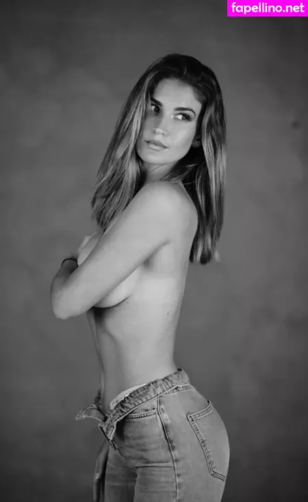 Susanna Giovanardi OnlyFans Thumbnail #DTm9Yn8K7D