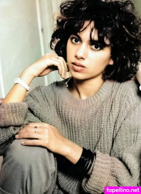 Susanna Hoffs OnlyFans Thumbnail #camv39MVVV