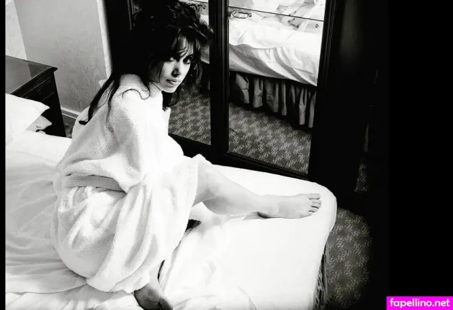 Susanna Hoffs OnlyFans Thumbnail #dE3uLvUlyO