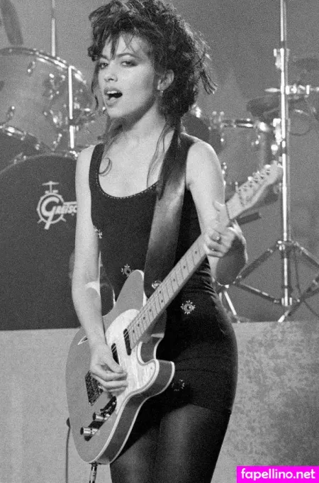 Susanna Hoffs OnlyFans Thumbnail #xE8kBhr5x1
