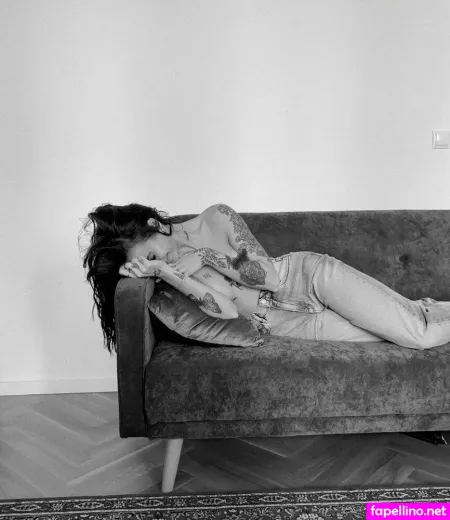 Susanna Wurz OnlyFans Thumbnail #dXkaXb6C3Z