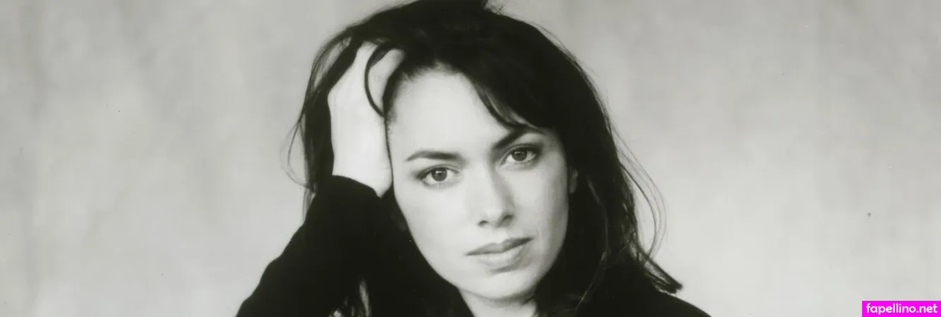 Susannah Hoffs OnlyFans Thumbnail #uFAPqtdej5