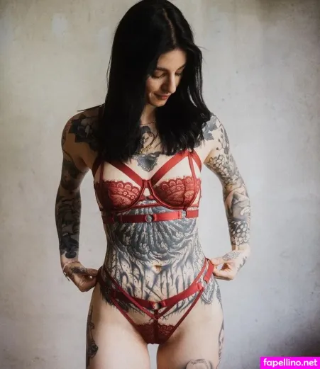 Susannameeow OnlyFans Thumbnail #jaA7xtgt7M