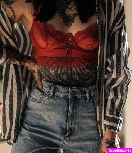 Susannameeow OnlyFans Thumbnail #pO6AZrwGda