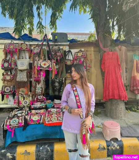 Sushma OnlyFans Thumbnail #WOm6bqedwE