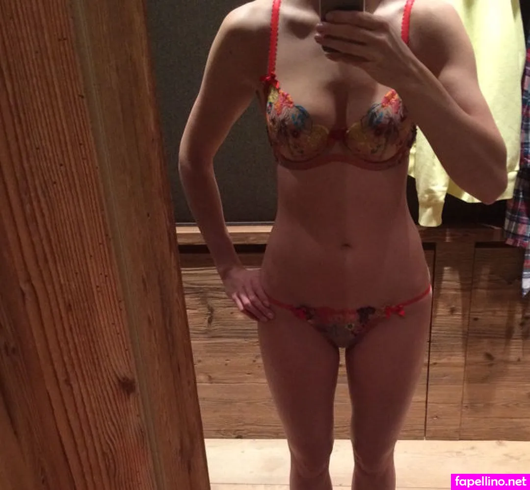 susie_wolff Nude Leaked OnlyFans Photo #VuyqVsV1h9