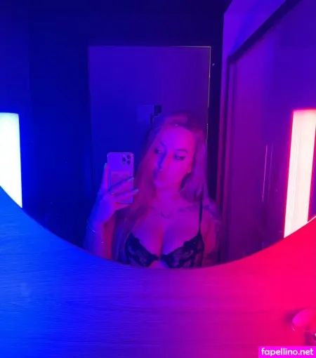 Susselea OnlyFans Thumbnail #TQ1gd998eQ