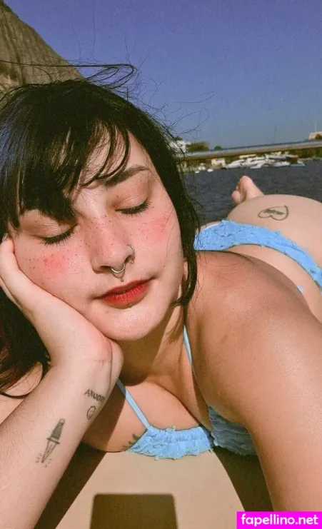 Suuhflowers OnlyFans Thumbnail #1yux2nSUnI