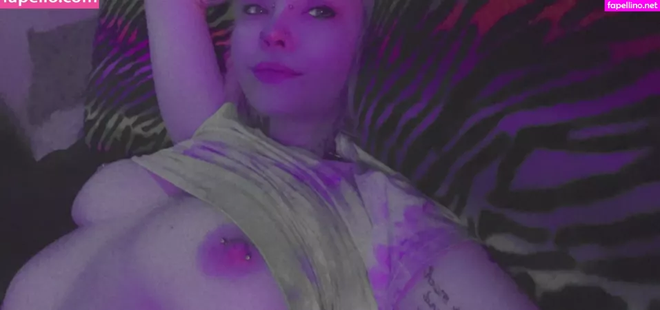 Suxx2suk OnlyFans Thumbnail #YyOrnhqFLG