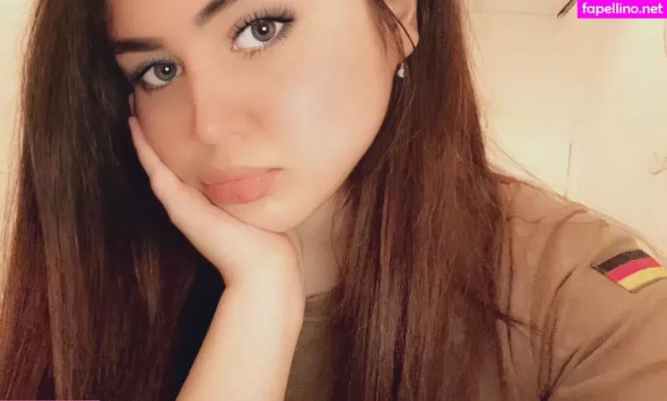 Suzan9 OnlyFans Thumbnail #Y7gEuBW1TS