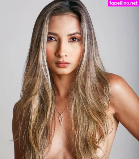 Suzana Vitoria OnlyFans Thumbnail #7j0Y4BUzsl