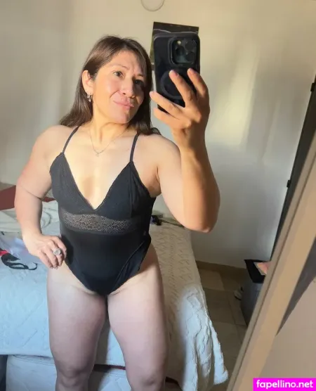 Suzann Kelly OnlyFans Thumbnail #FWPFUjzoB9