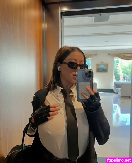 Suzanna Kurman OnlyFans Thumbnail #cdMLDaRquw