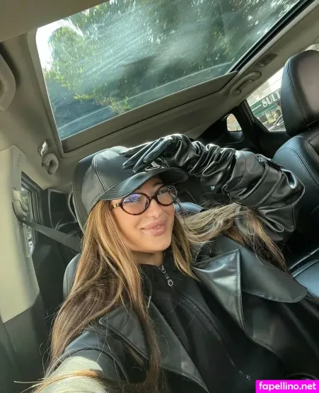 Suzanna Kurman OnlyFans Thumbnail #cidHBDe7fQ