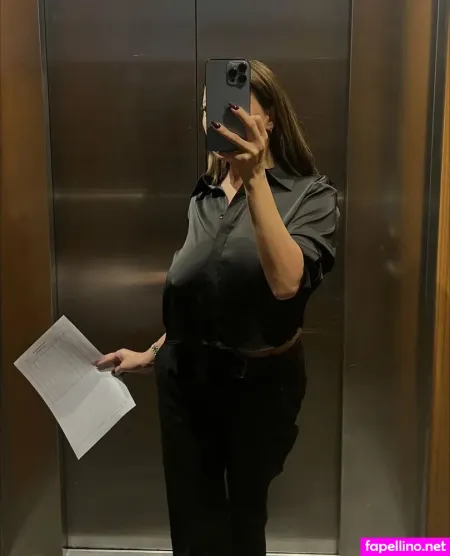 Suzanna Kurman OnlyFans Thumbnail #n1JUOSkQzK