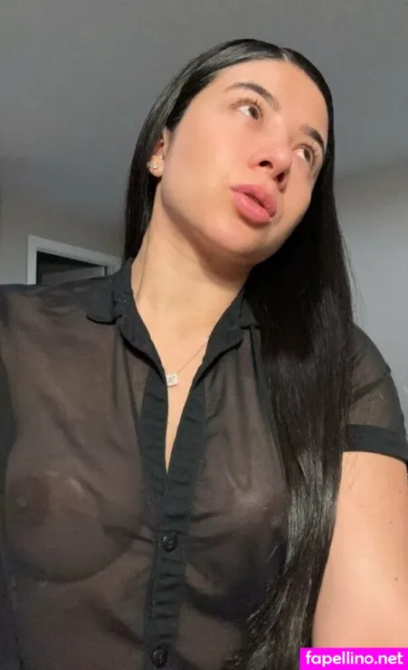 Suzanne Roy OnlyFans Thumbnail #7MDBLlUmEN