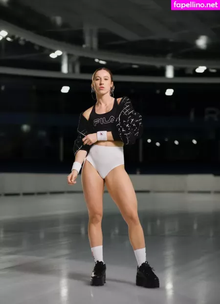 Suzanne Schulting OnlyFans Thumbnail #aMiWXUEkBA