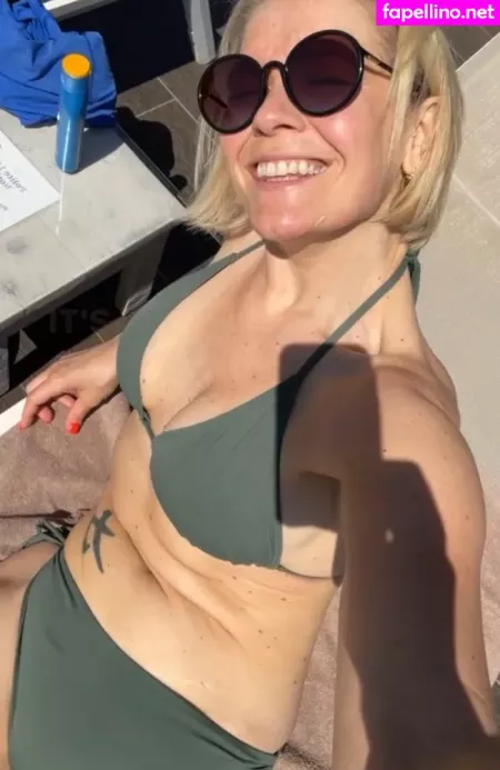 Suzanne Shaw OnlyFans Thumbnail #vGWTsqkYh8