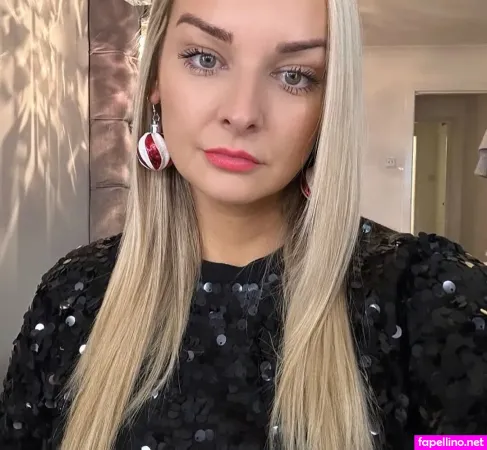 Suzanne Winters OnlyFans Thumbnail #en8GdUTYTA