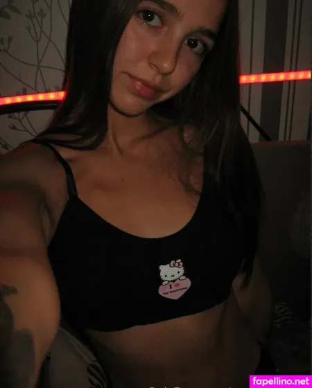Suzannecutie OnlyFans Thumbnail #OaIoRCRd4n