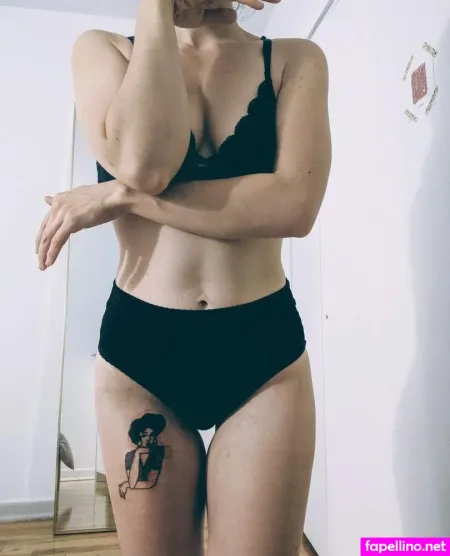 Suzie Luv OnlyFans Thumbnail #qPlbtrXcMX