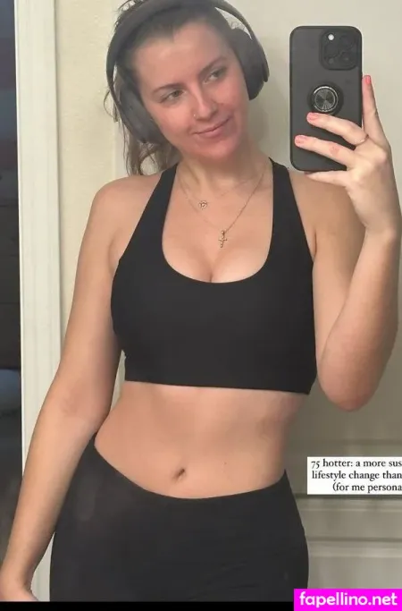 Suzie Taylor OnlyFans Thumbnail #2q9eUFEKhQ