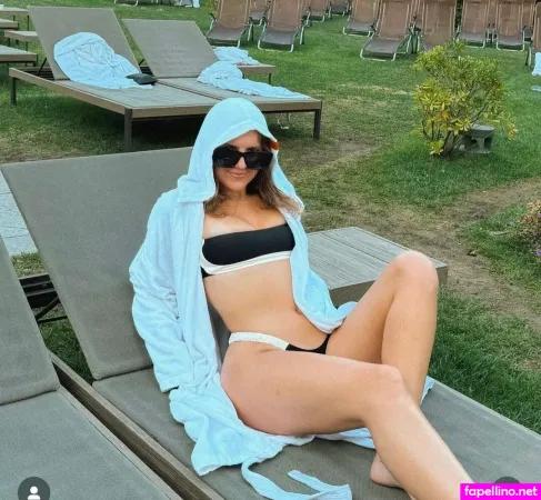 Suzie Taylor OnlyFans Thumbnail #DpBXwIsyhZ