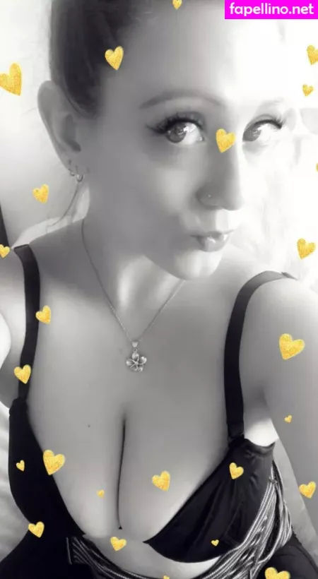 Suzie212love OnlyFans Thumbnail #XJnnrWl6lN