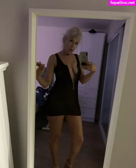 Suzieandhannah OnlyFans Thumbnail #fjfbOIkCuV