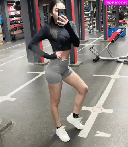 Suziearomdee OnlyFans Thumbnail #i45OwQVdxw