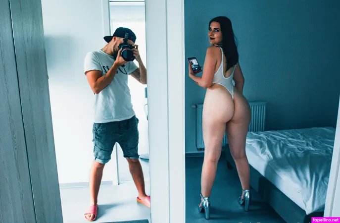 Suziesparklezfree OnlyFans Thumbnail #LRUMMx1KGh