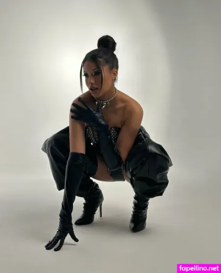 Suziestone OnlyFans Thumbnail #fGE7SsUcfO